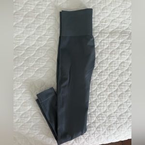 SET active leggings - size small